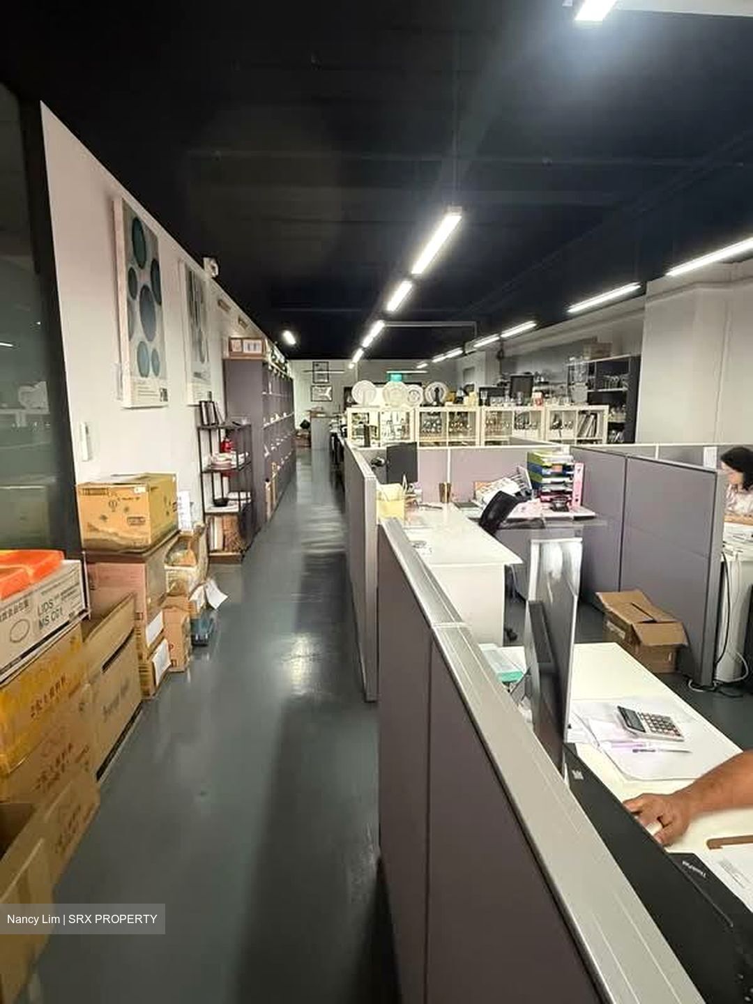 Tat Ann Building (D20), Factory #554934211